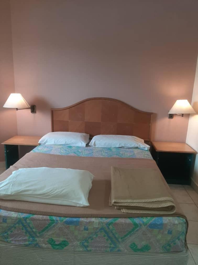 Seri Bulan Condo Port Dickson Buitenkant foto