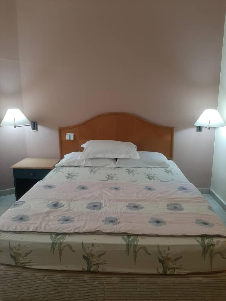 Seri Bulan Condo Port Dickson Buitenkant foto